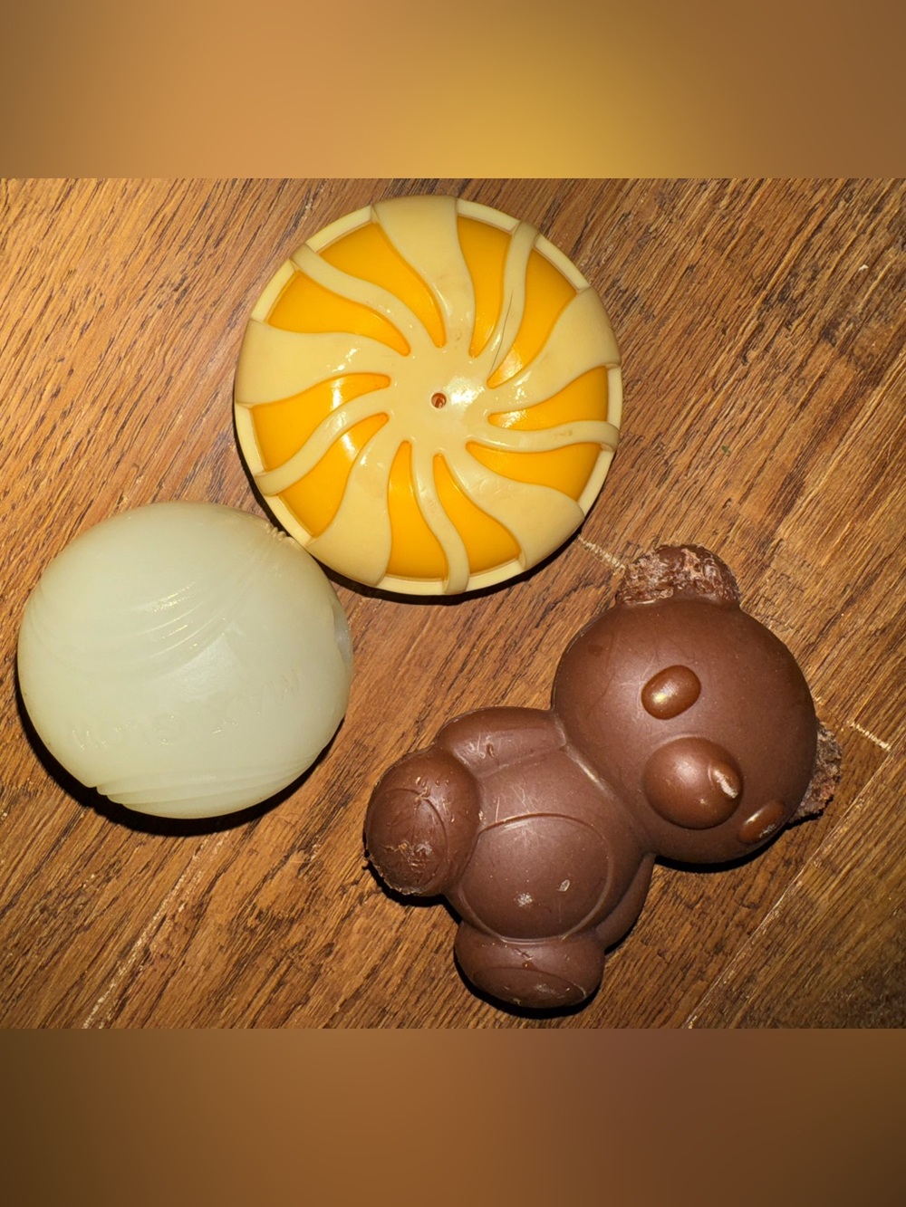 Bark Box Super Chewer & Chuckit L Dog Toys Glow Ball, candy swirl & carob Bear L